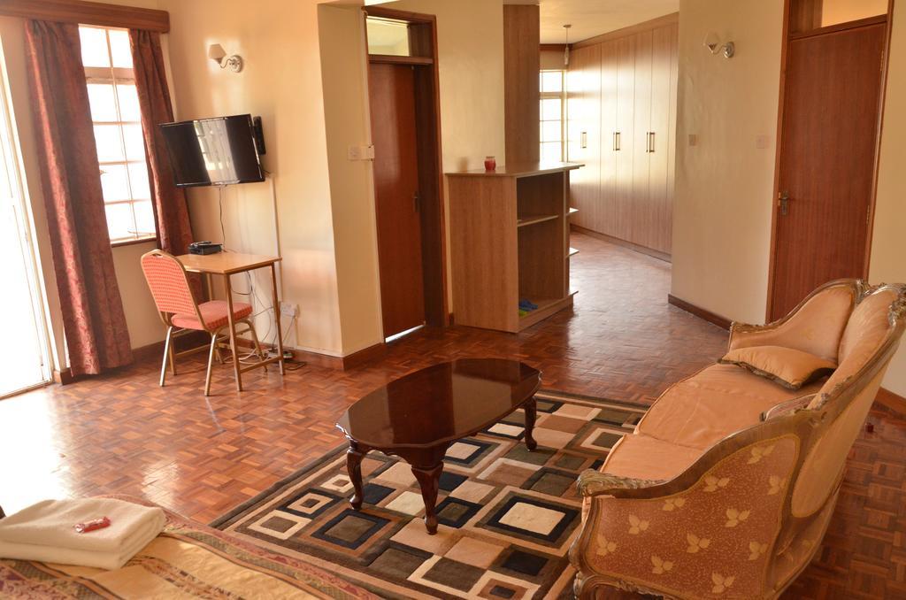 Dolfran Guest House Найроби Екстериор снимка